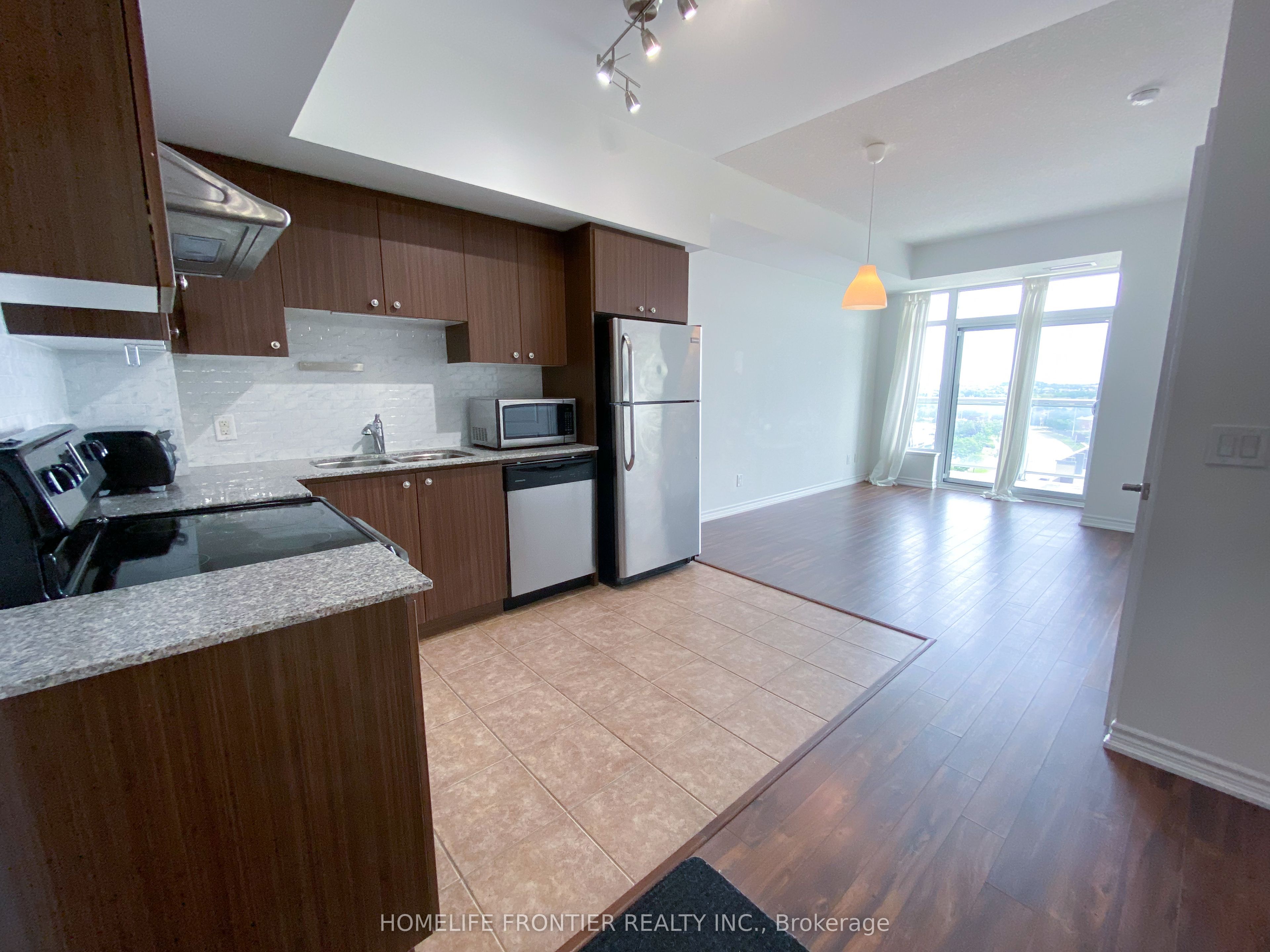 8323 Kennedy Road 1025