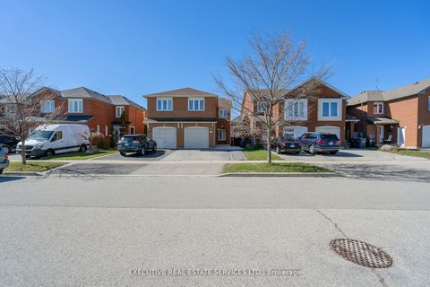3873 Densbury Drive Mississauga ON L5N 6Y9
