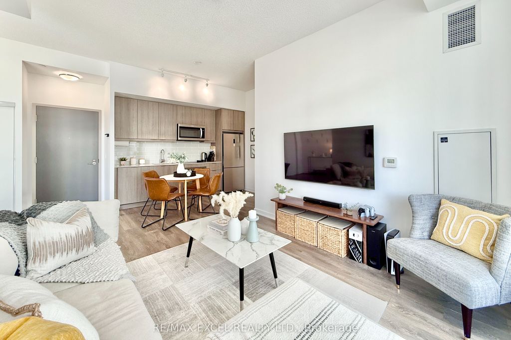 Photo of 38 Forest Manor Road #305, Toronto, ON M2J 0H4 (MLS # C13066466)