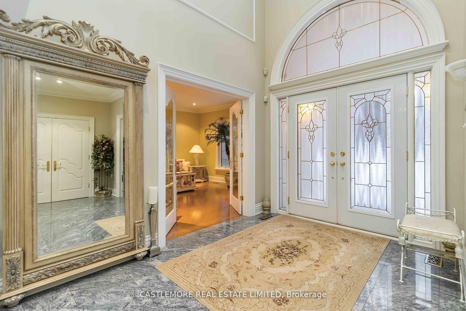 2444 hensall Road