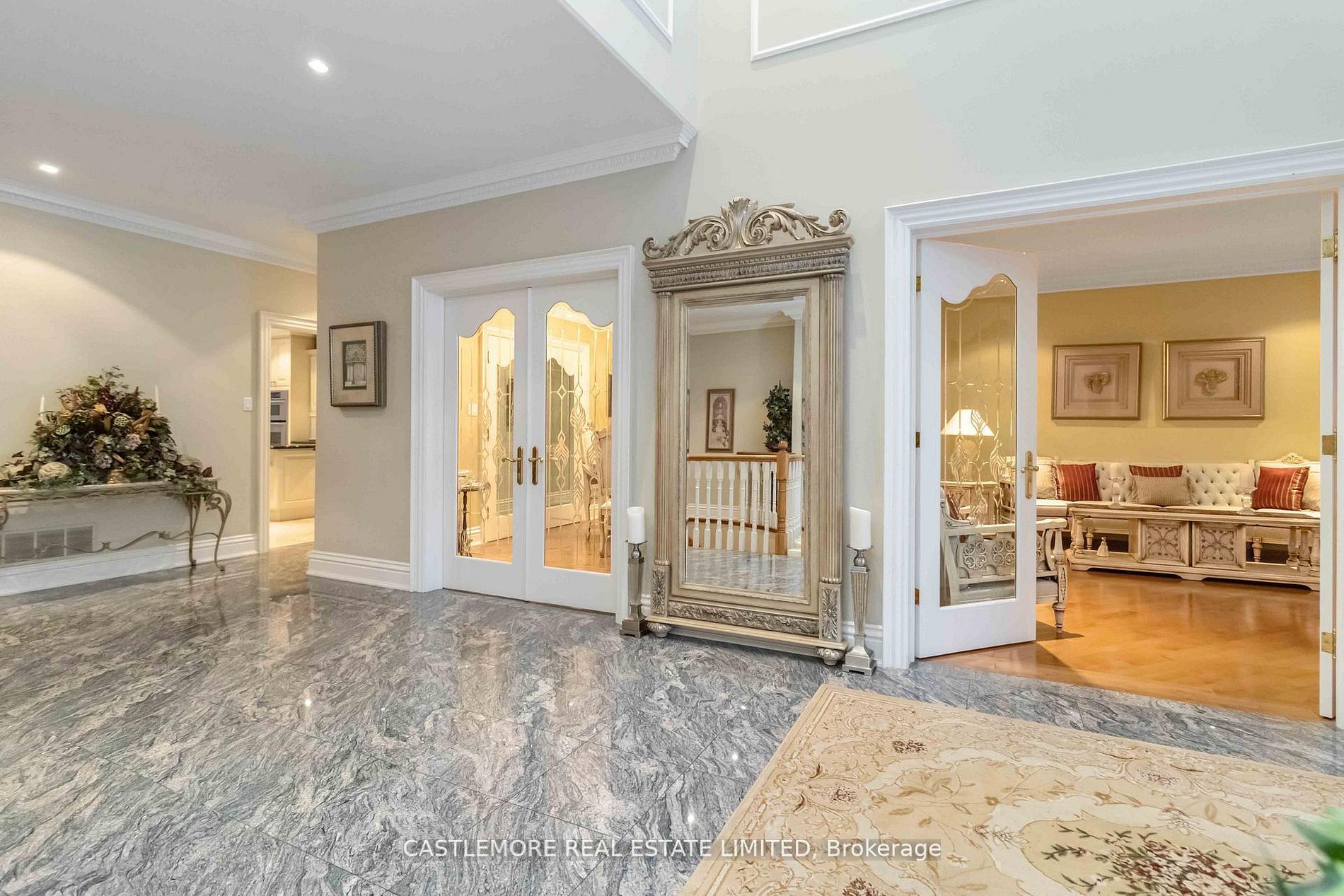 2444 hensall Road