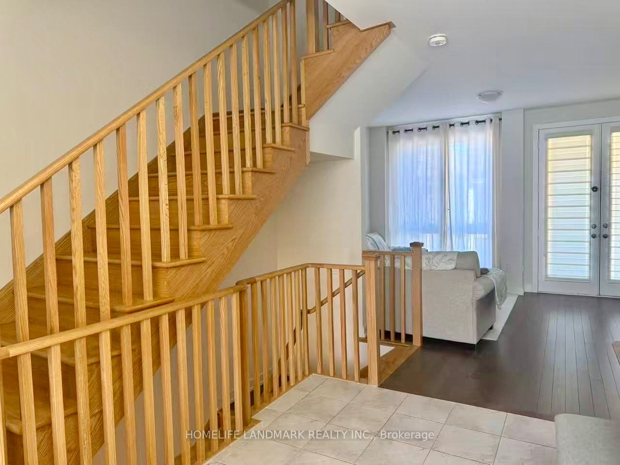 85 Stauffer Crescent