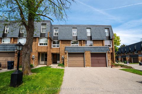 Photo of 42 Sego Royal Way, Toronto, ON M2H 1L5 (MLS # C12432265)