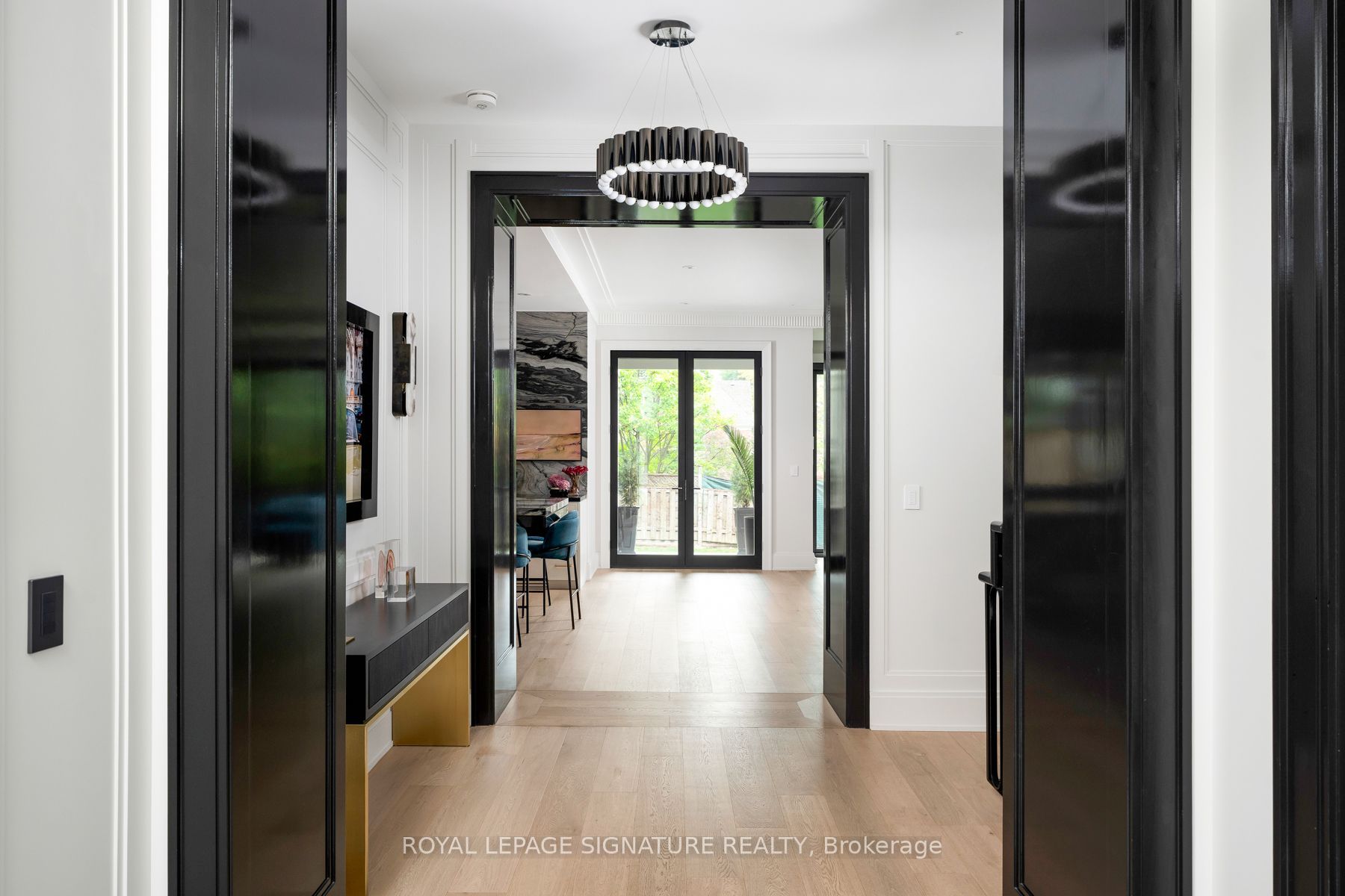 20 Rochester Avenue