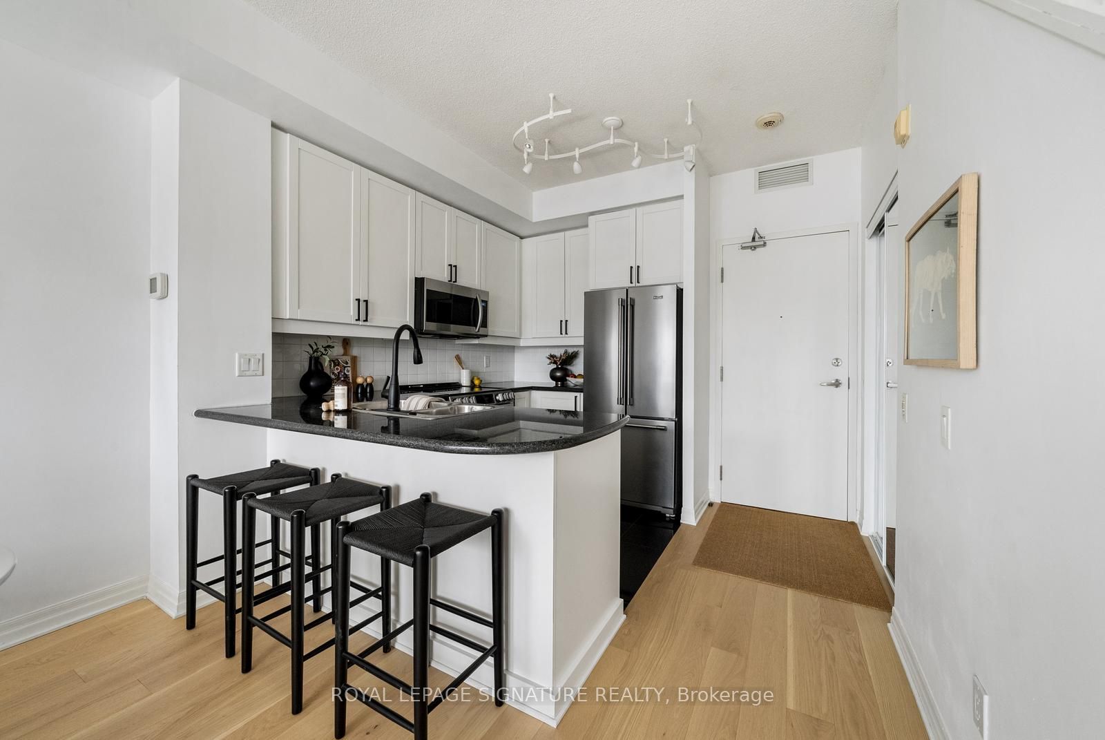 901 Queen Street W PH 612