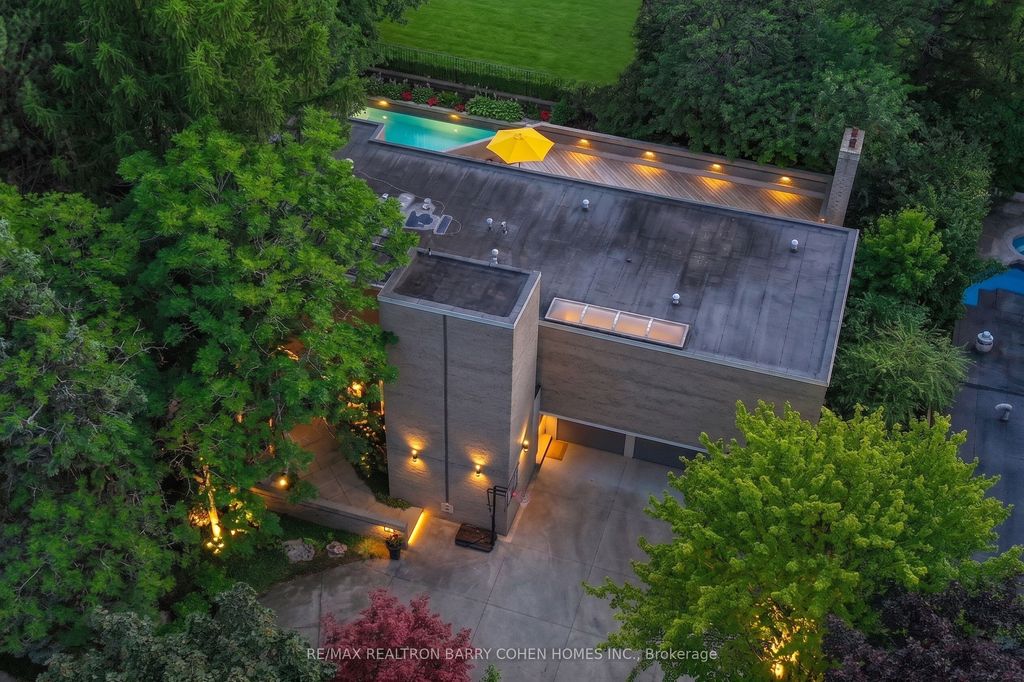 Photo of 10 Penwood Crescent, Toronto, ON M3B 2B9 (MLS # C13048670)