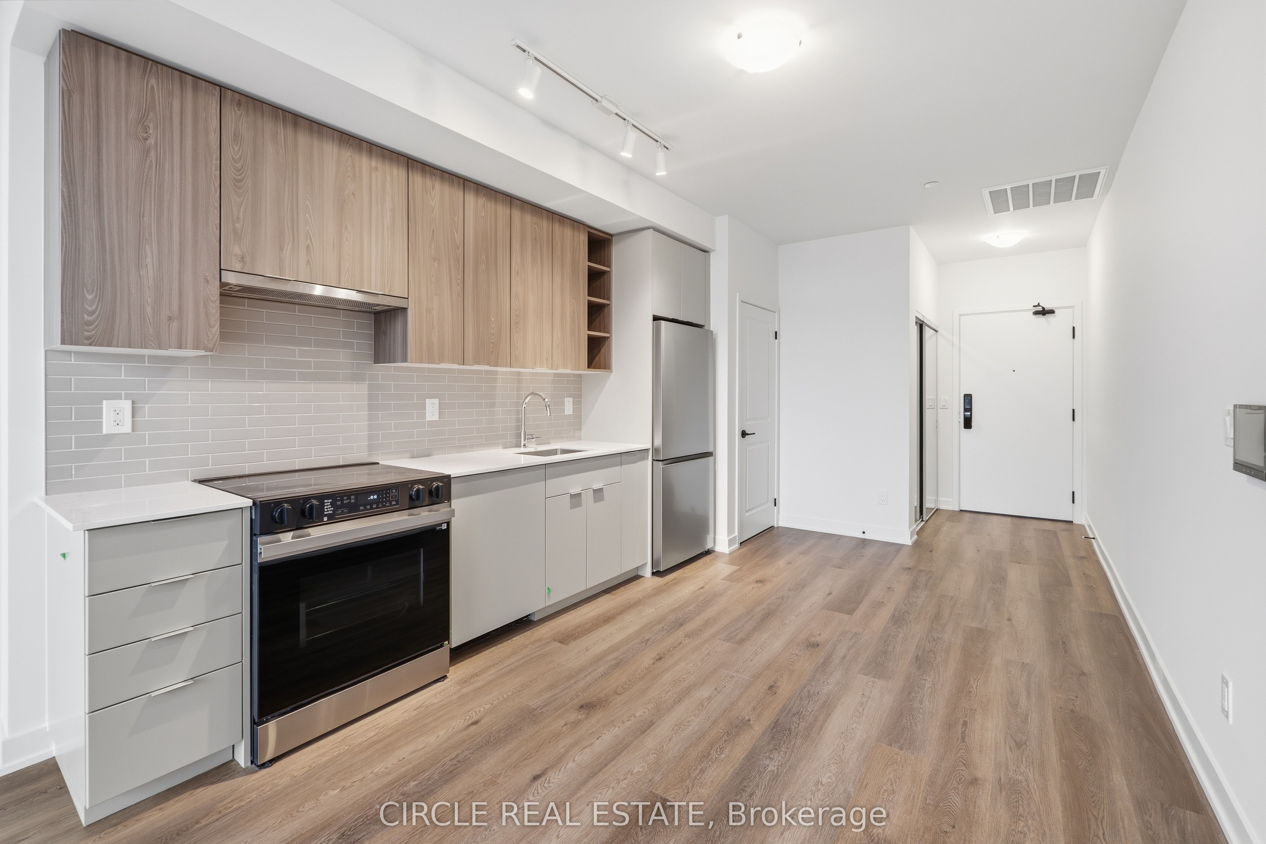 2075 Lakeshore Road 505