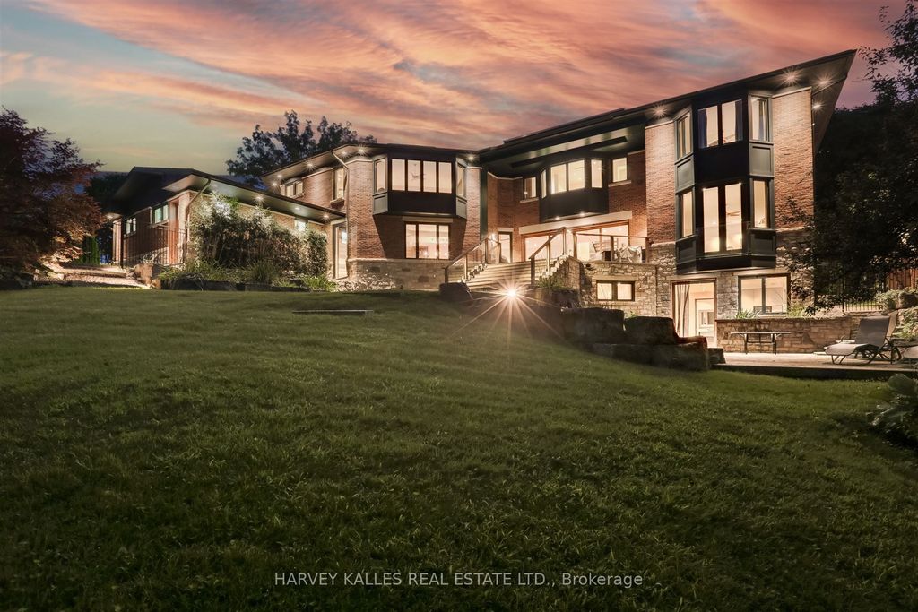 Photo of 89 Kingsway Crescent, Toronto, ON M8X 2R8 (MLS # W12433346)