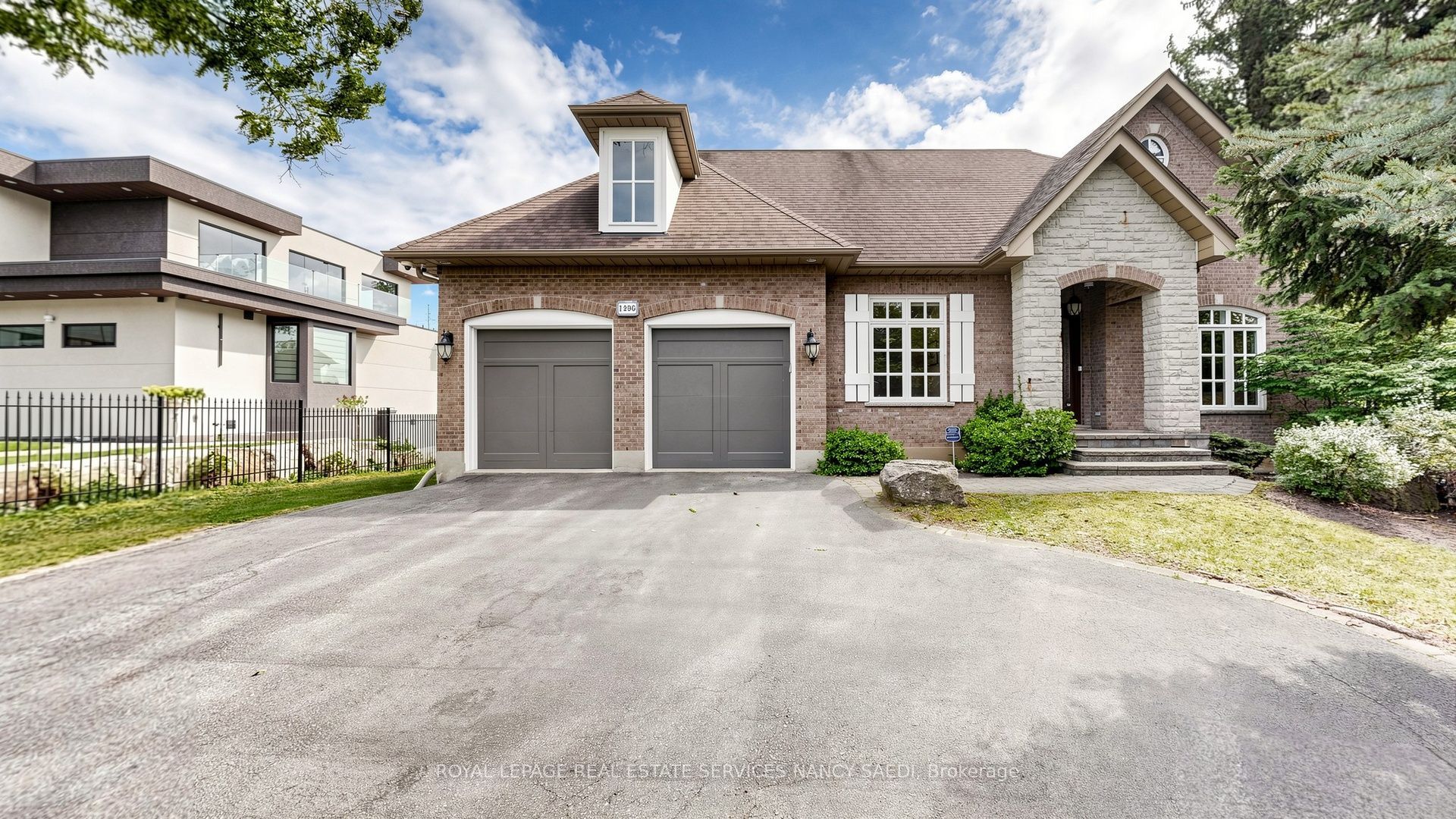 1296 LAKESHORE Road W