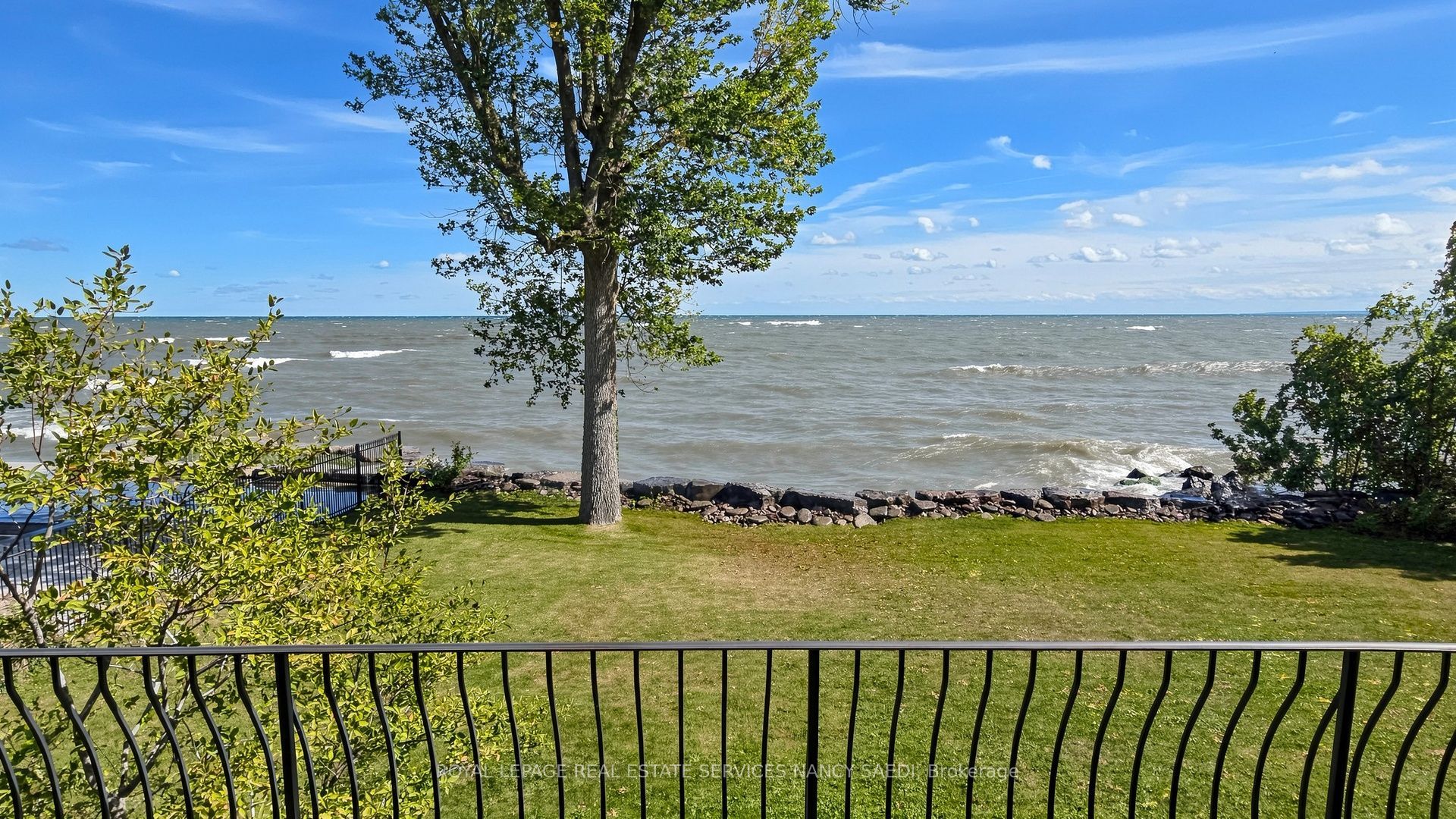 1296 LAKESHORE Road W