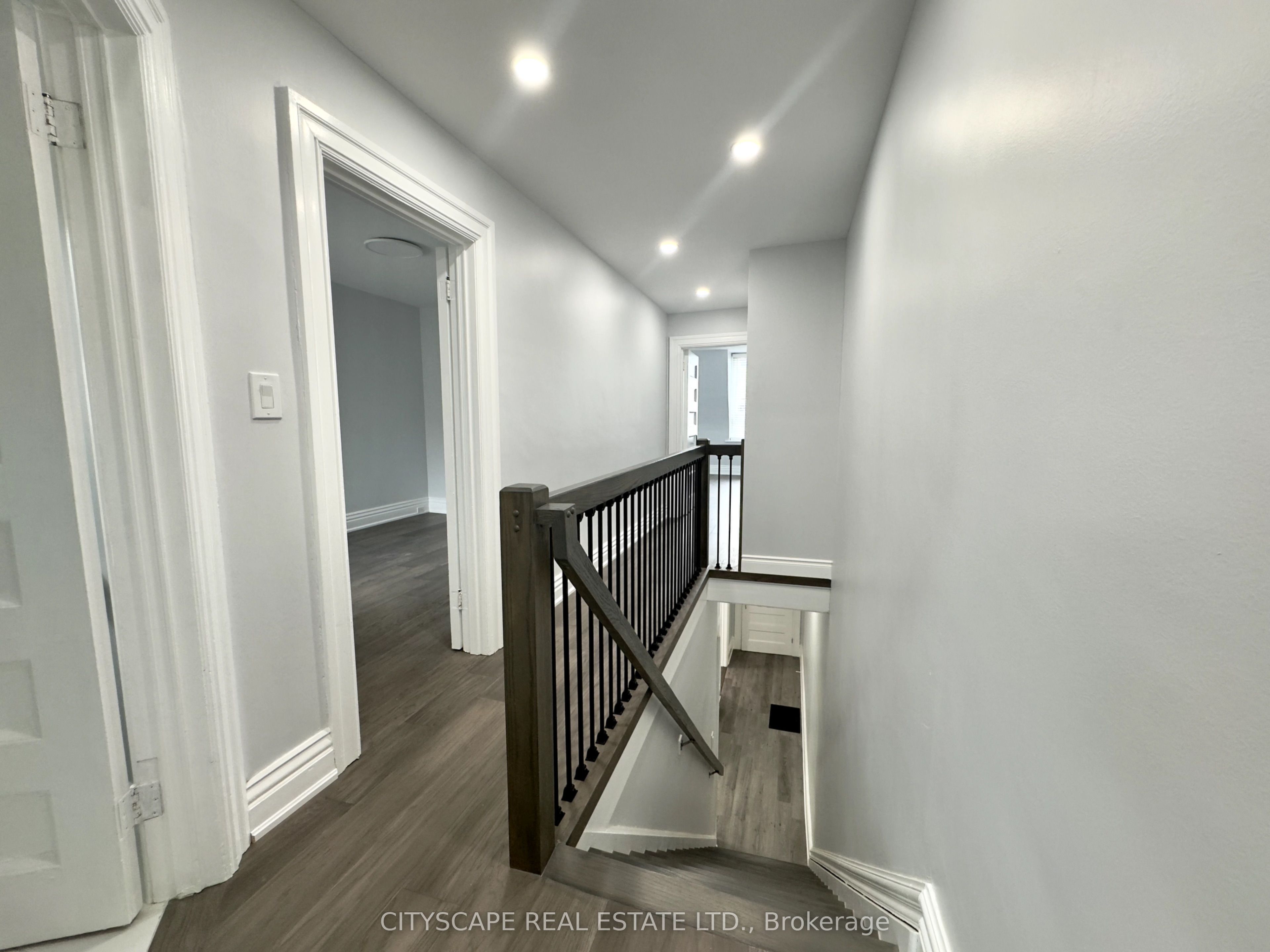 476 Lansdowne Avenue