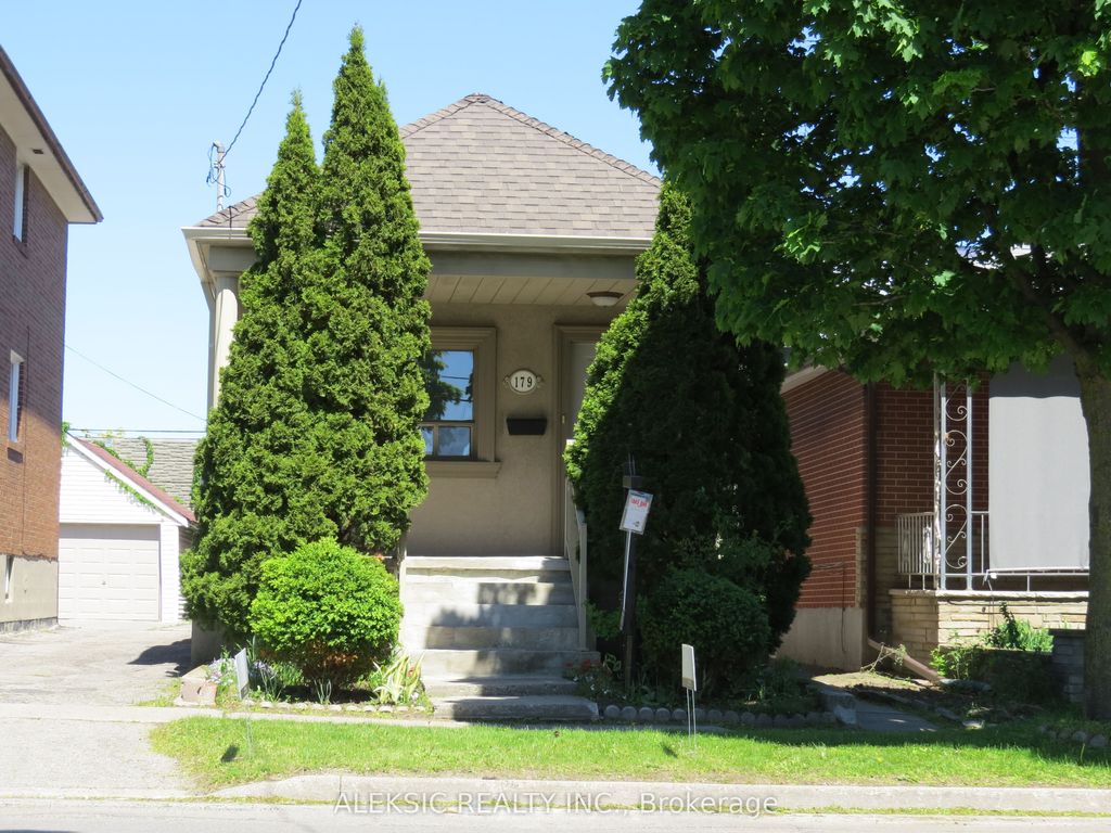 Photo of 179 Thirtieth Street, Toronto, ON M8W 3C6 (MLS # W13218654)
