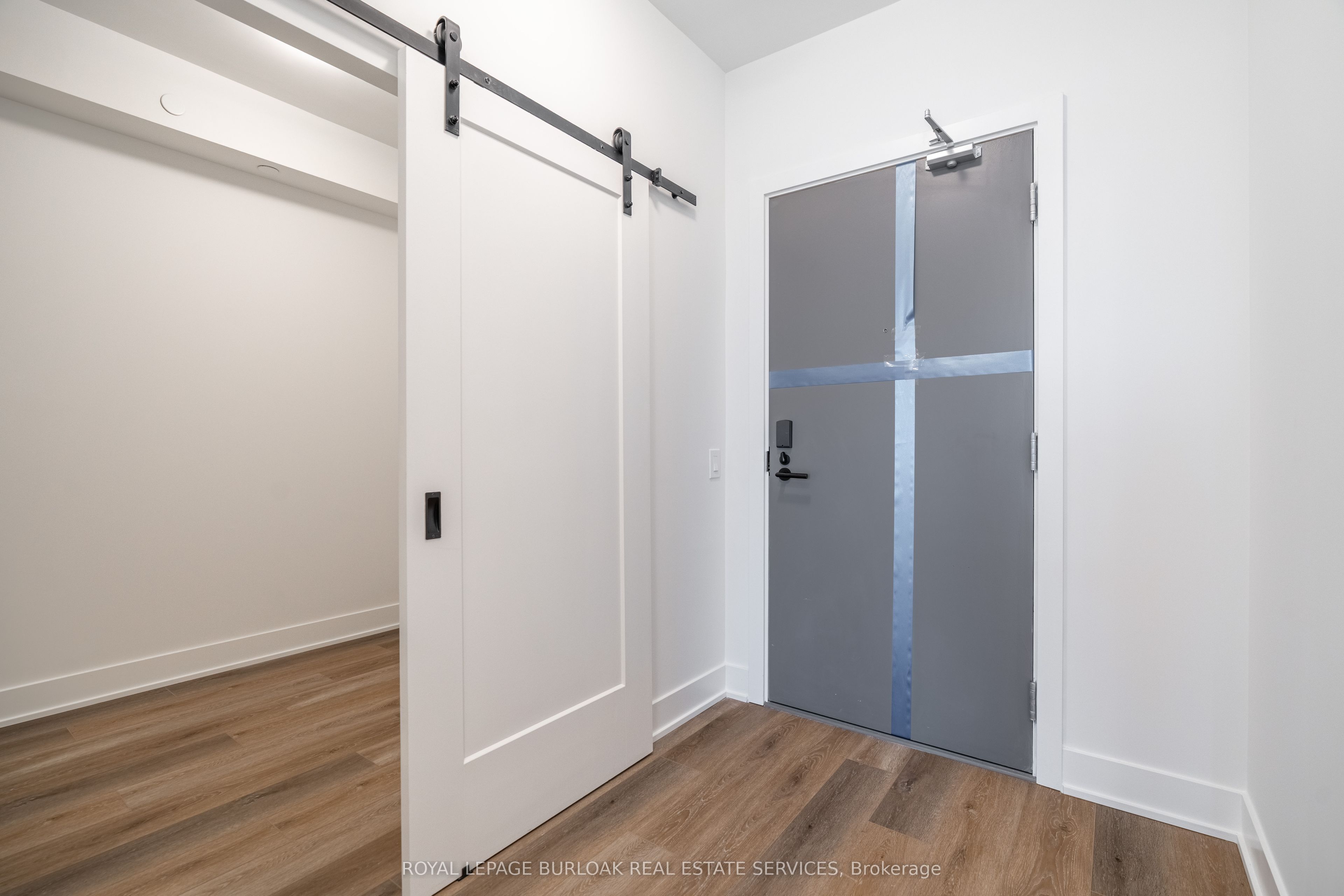 2088 James Street 1204