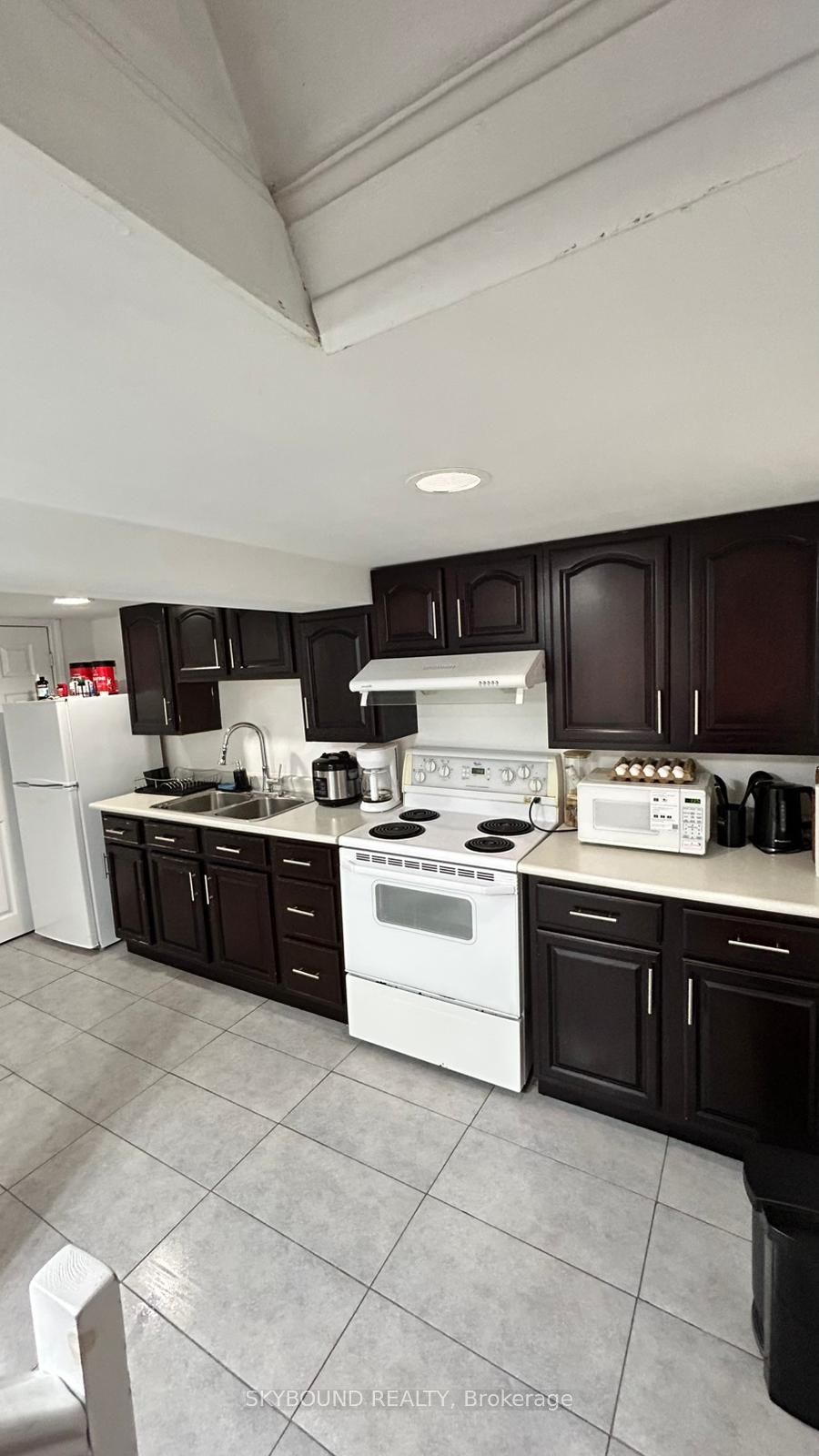 8 Runnymede Road Lower
