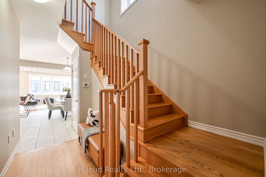 Photo of 13 Gunn Avenue, Brantford, ON N3T 0V3 (MLS # X13100348)