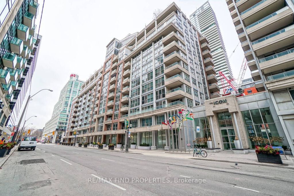 Photo of 270 Wellington Street W #401, Toronto, ON M5V 3P5 (MLS # C12297259)
