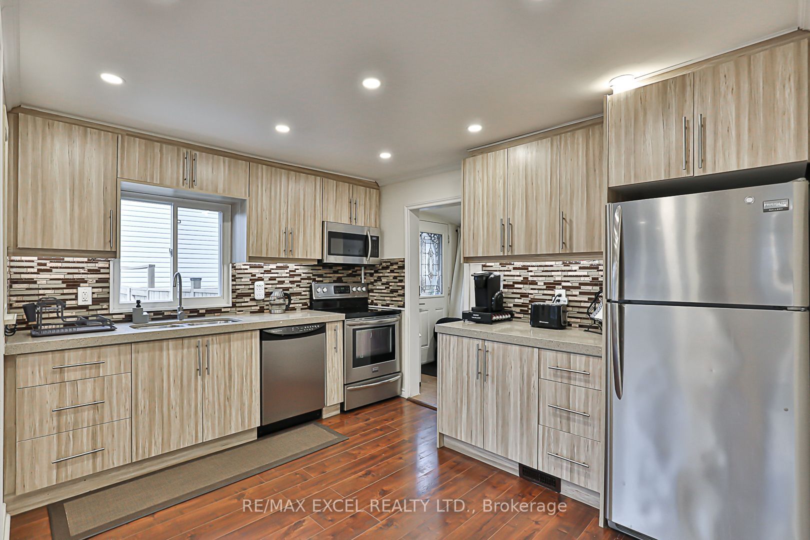 255 Parkway Avenue
