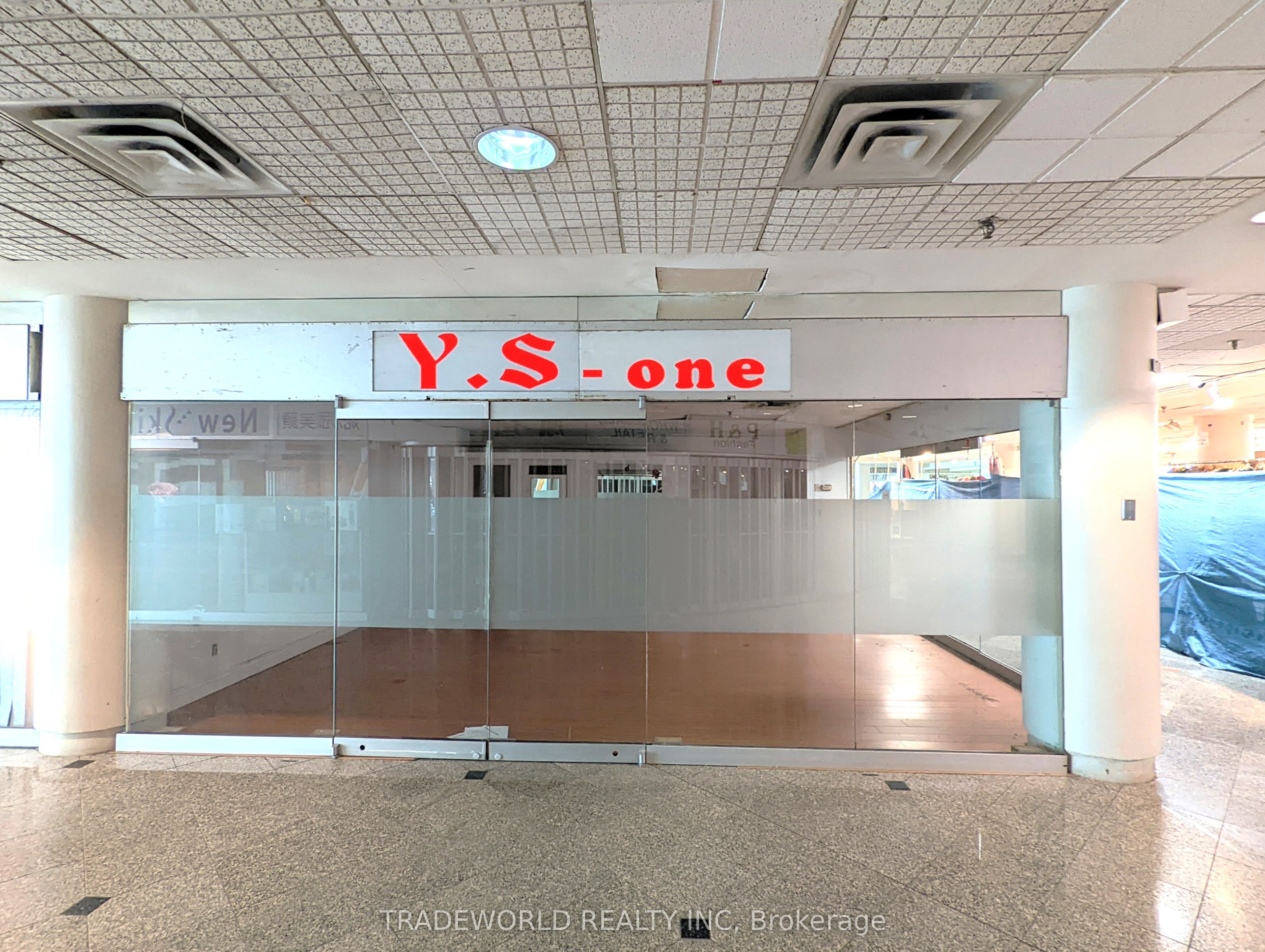 222 Spadina Avenue 271