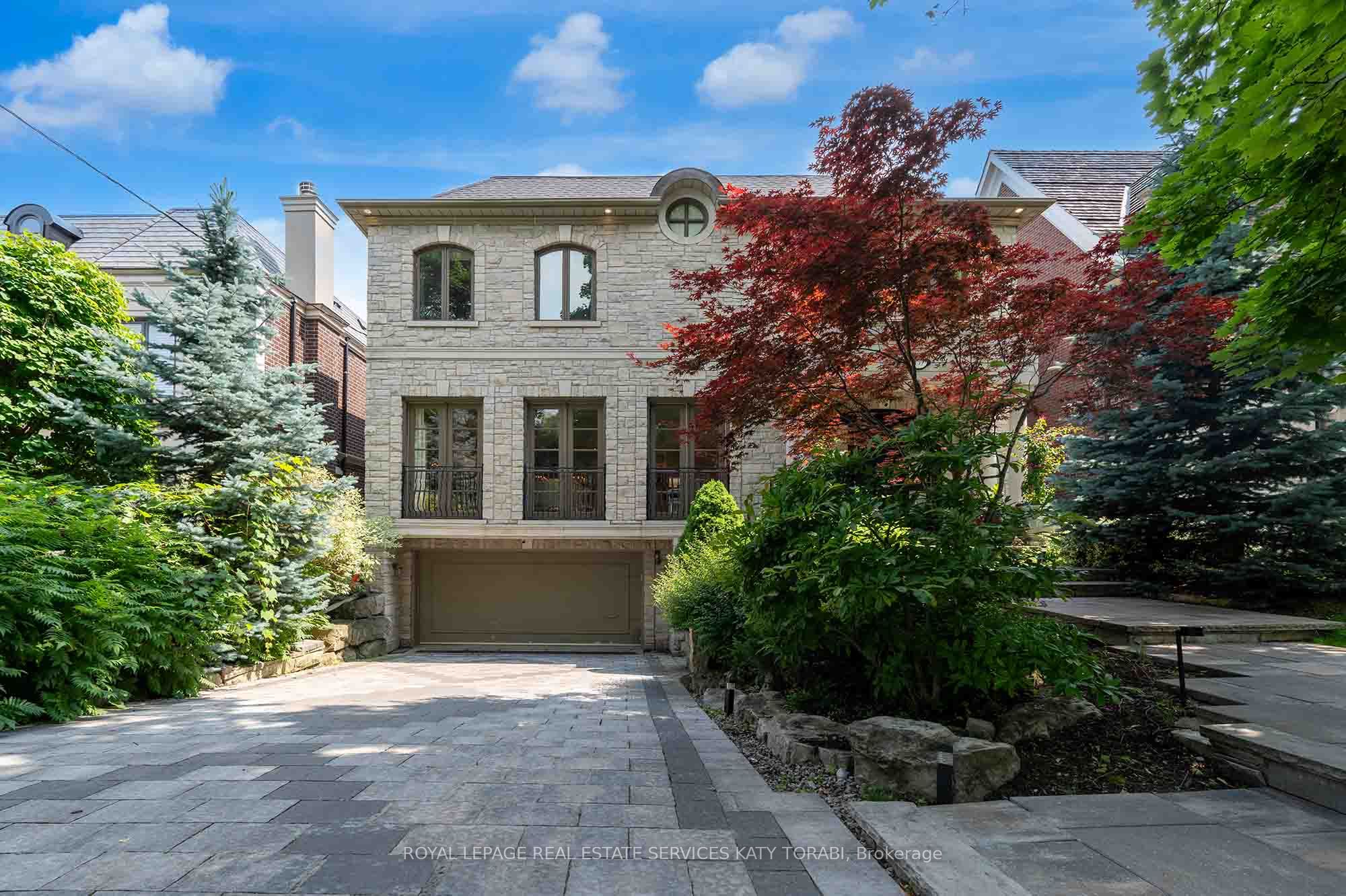 135 Buckingham Avenue