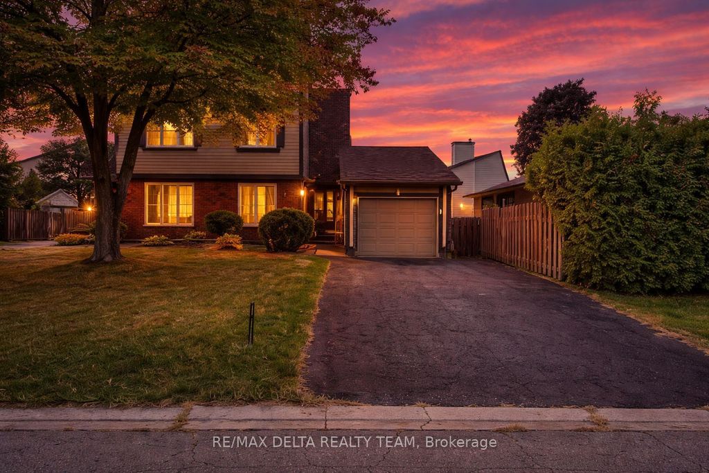 Photo of 427 Mockingbird Drive, Orleans - Cumberland and Area, ON K1E 2A8 (MLS # X12942094)