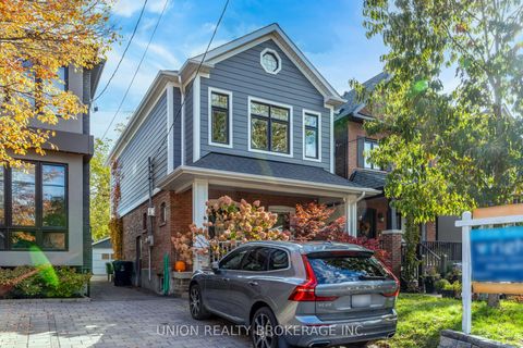 135 Oak Park Avenue Toronto ON M4C 4M7