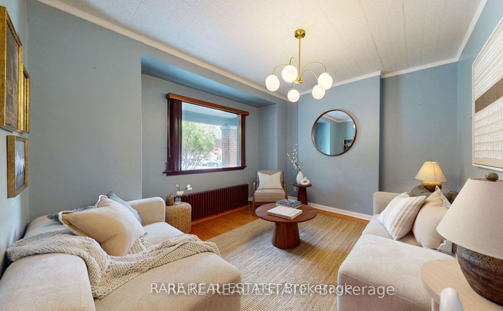 Photo of 81 Bowood Avenue, Toronto, ON M4N 1Y3 (MLS # C13126598)