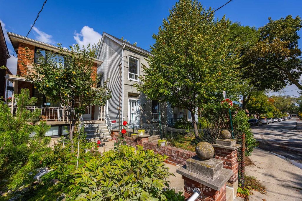 Photo of 62 Garnet Avenue, Toronto, ON M6G 1V7 (MLS # W12432298)