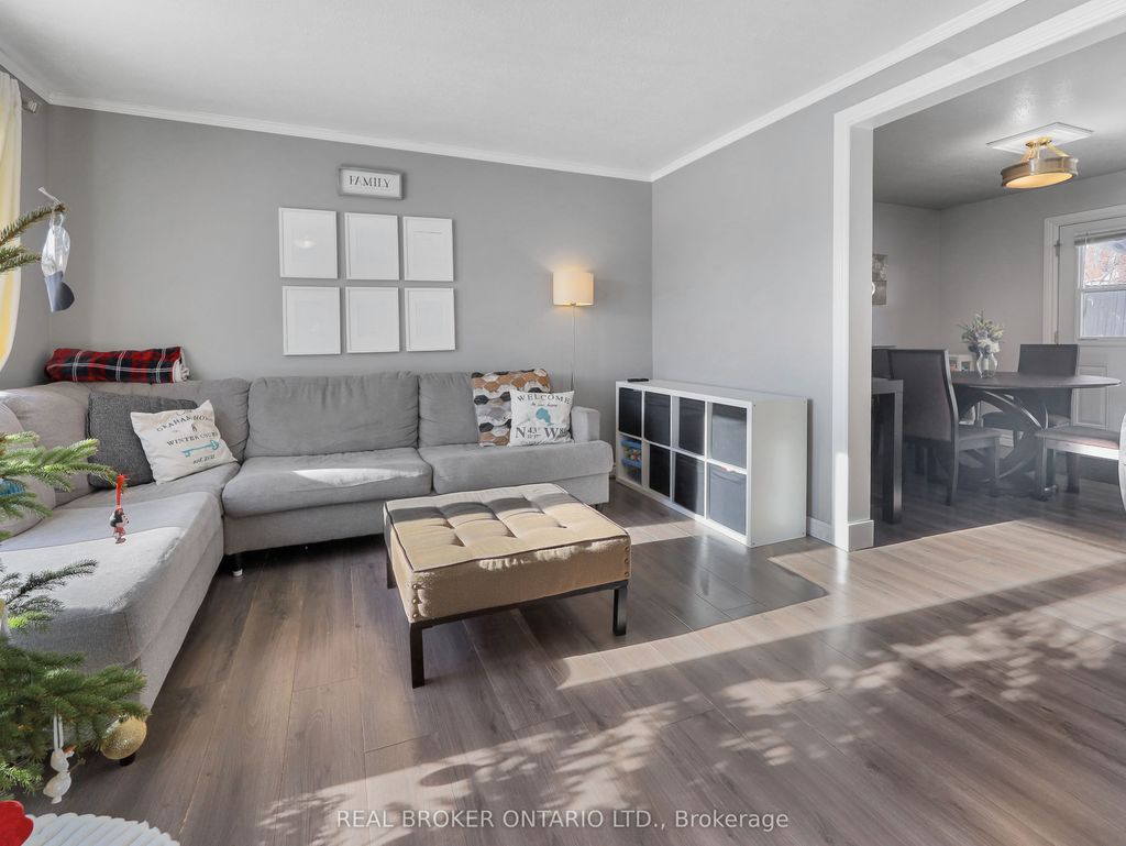 Photo of 8 Winter Court, Cambridge, ON N1R 6C6 (MLS # X12794406)