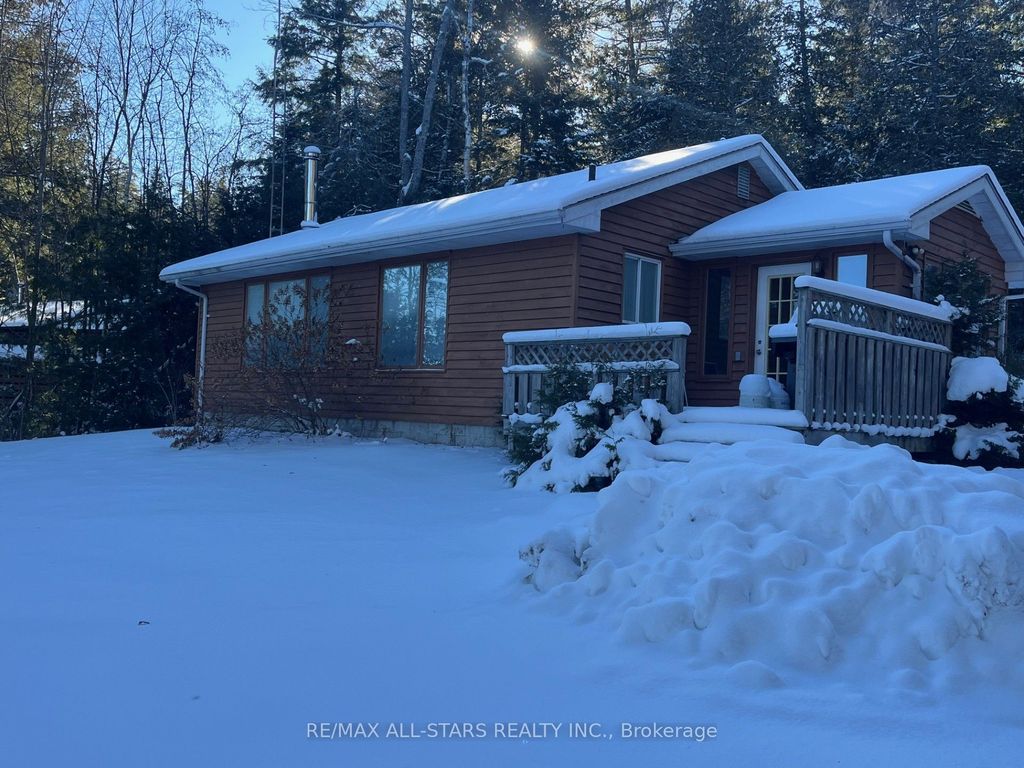Photo of 268 Pringles Road, South Algonquin, ON K0J 2M2 (MLS # X12645216)