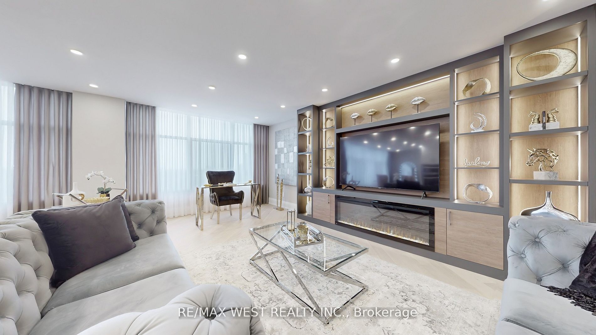 900 Yonge Street 1403