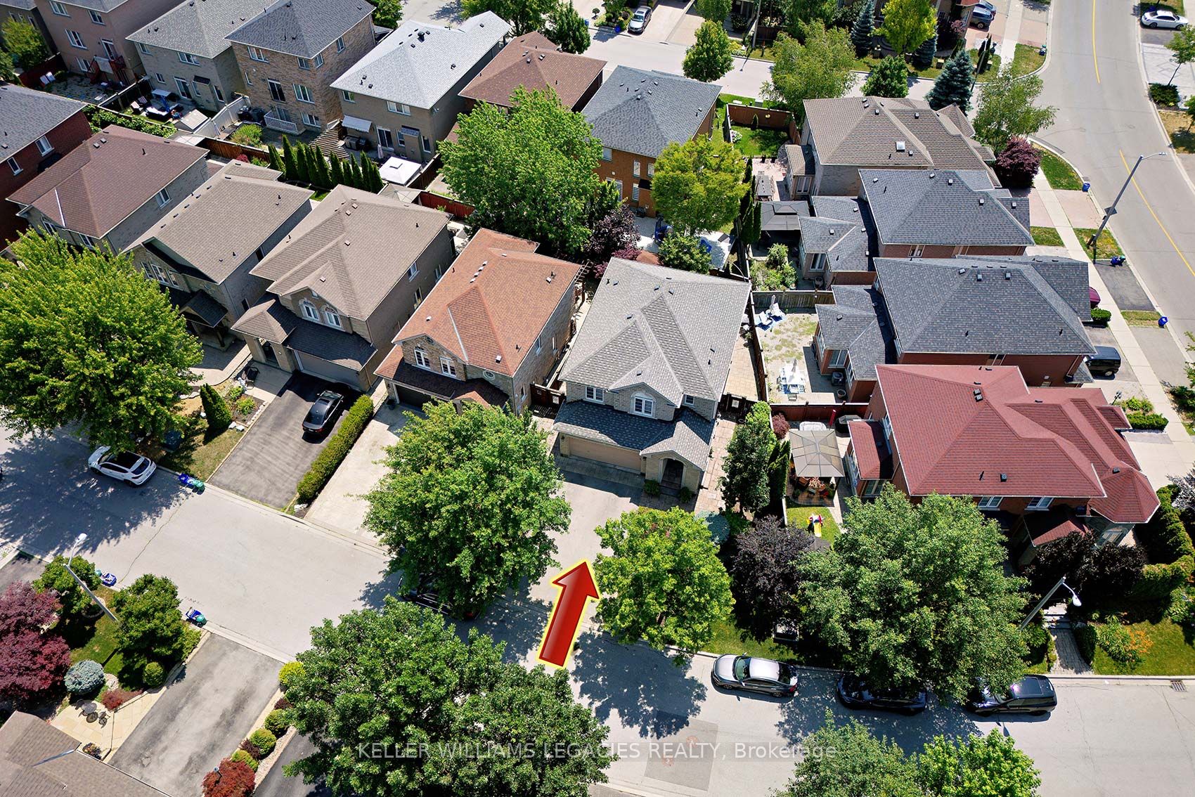 11 Grapevine Drive