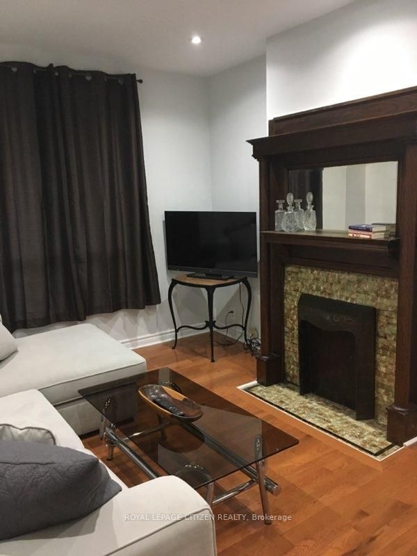 796 Ossington Avenue