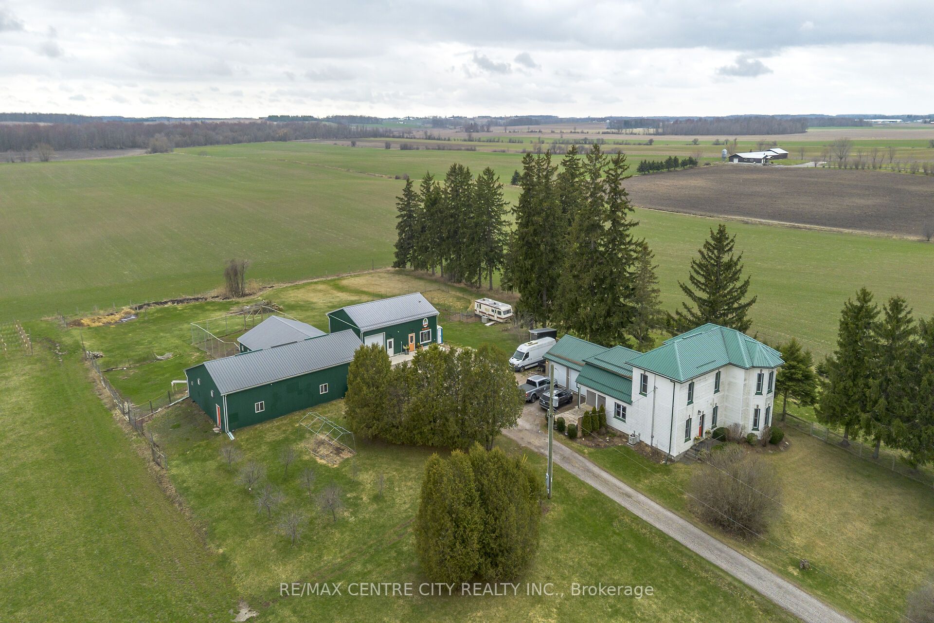 Photo 1 of 40 — 323804 Mount Elgin Road, South-West Oxford, ON N0J 1N0