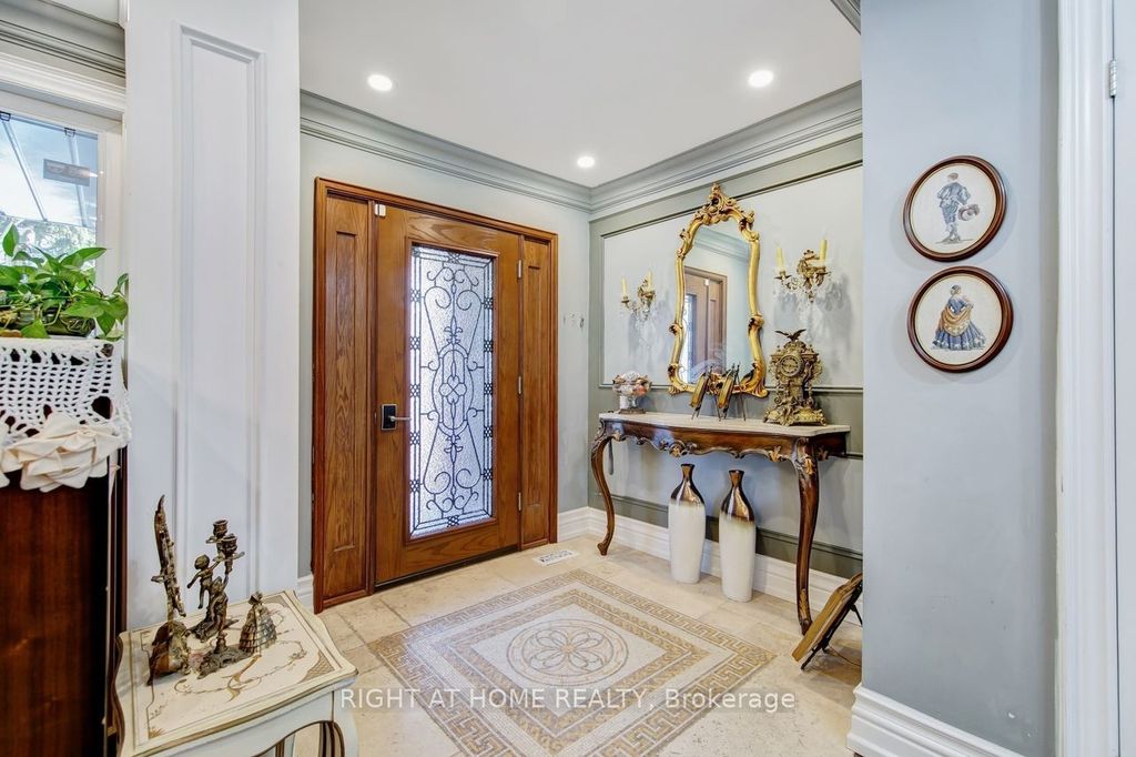 Photo of 397 Maple Leaf Drive, Toronto, ON M6L 1P4 (MLS # W12802854)