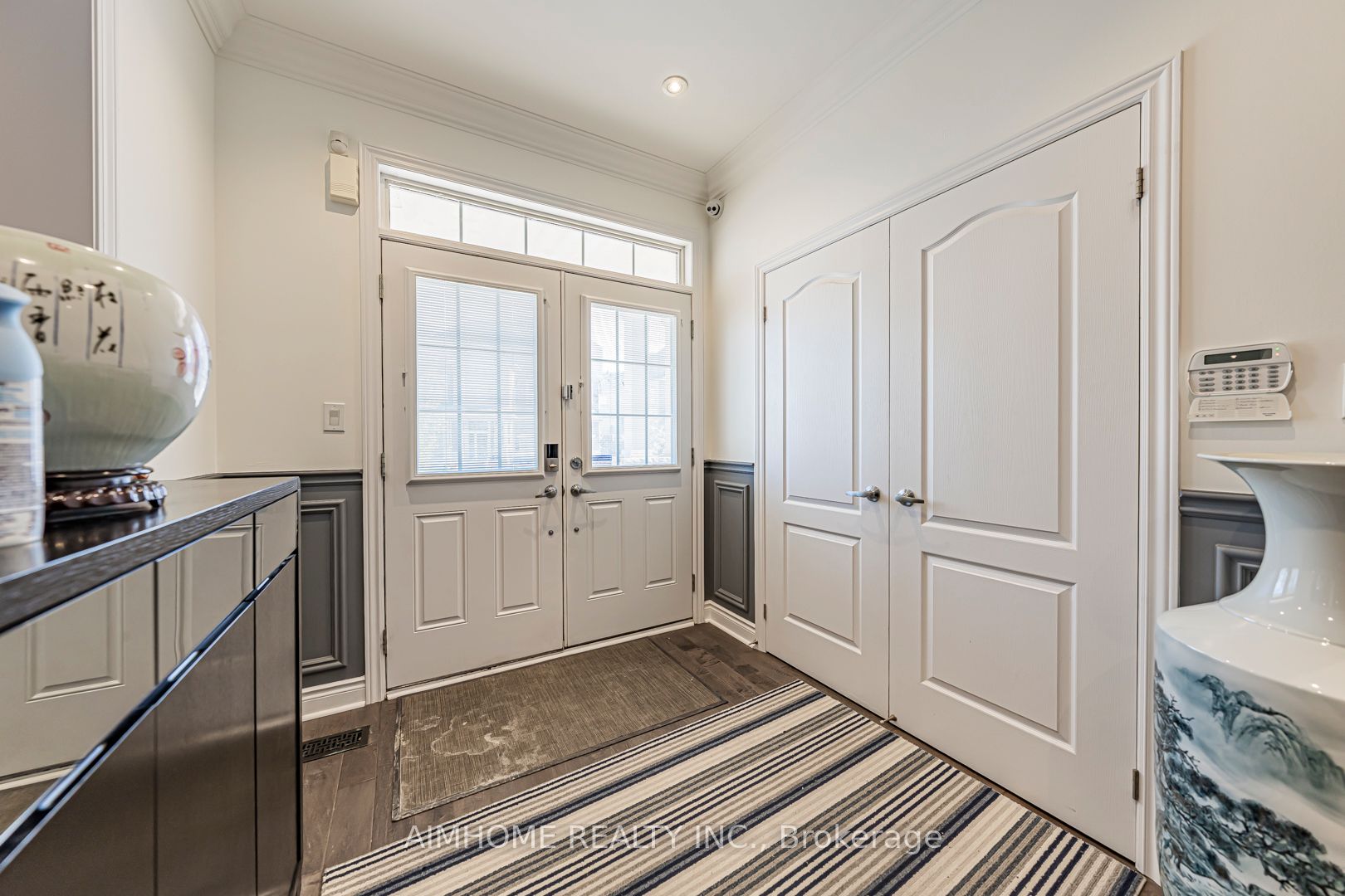 986 Wilbur Pipher Circle