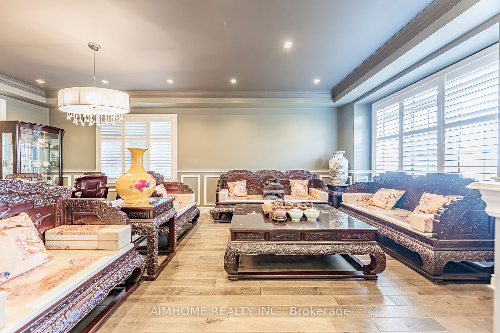 986 Wilbur Pipher Circle