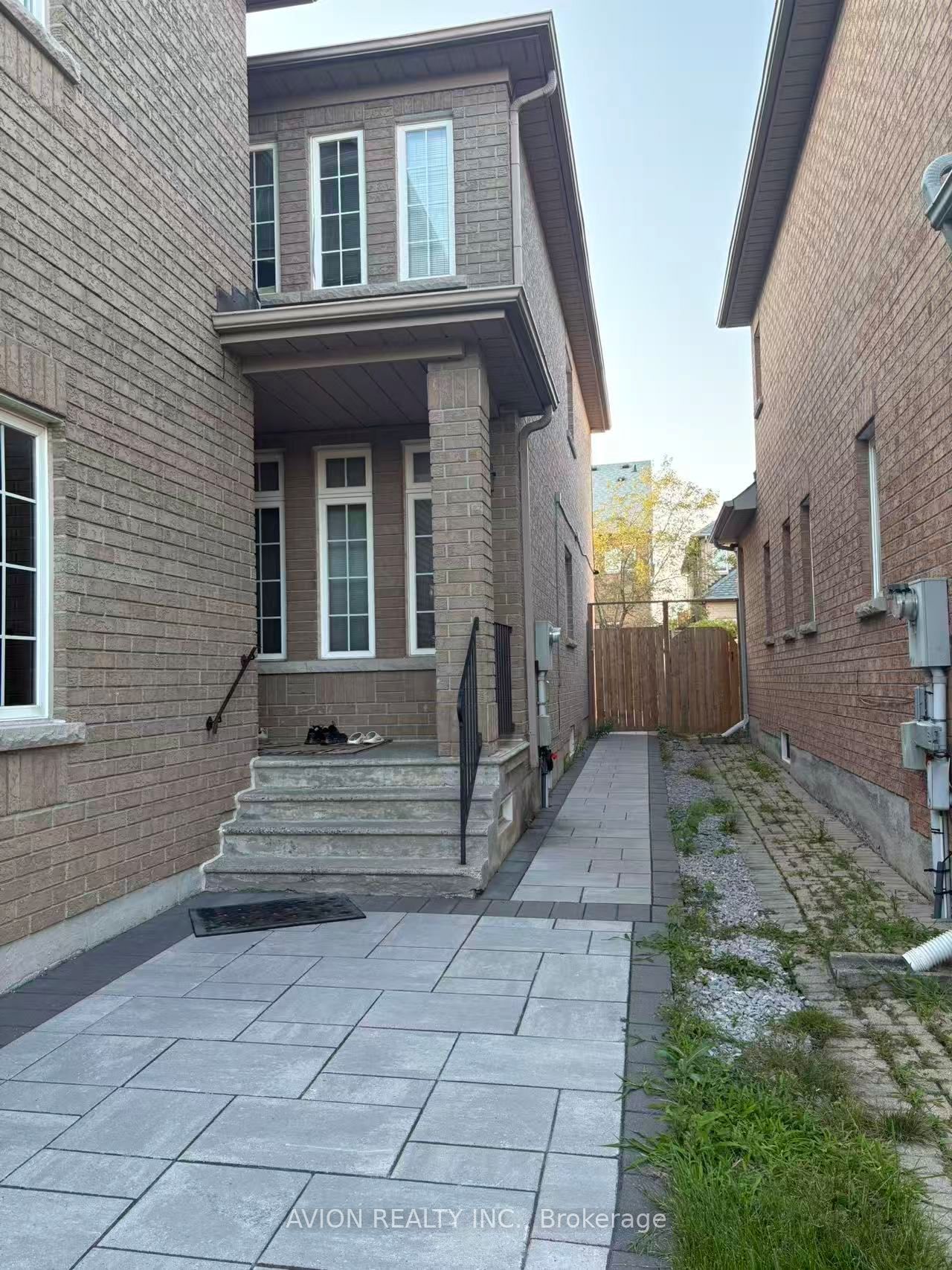 56 Golden Oak Avenue bsmt