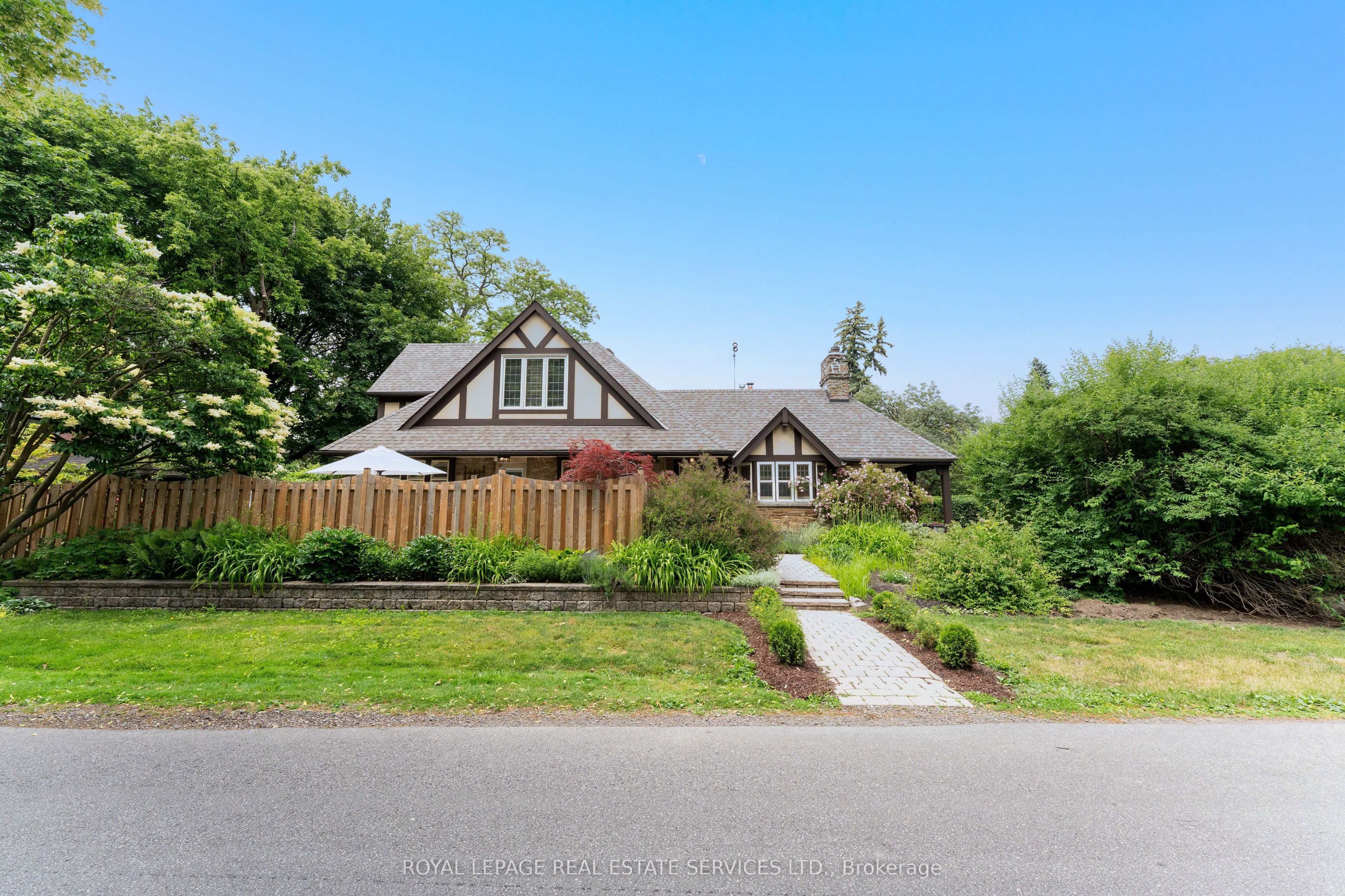 50 Brentwood Road S