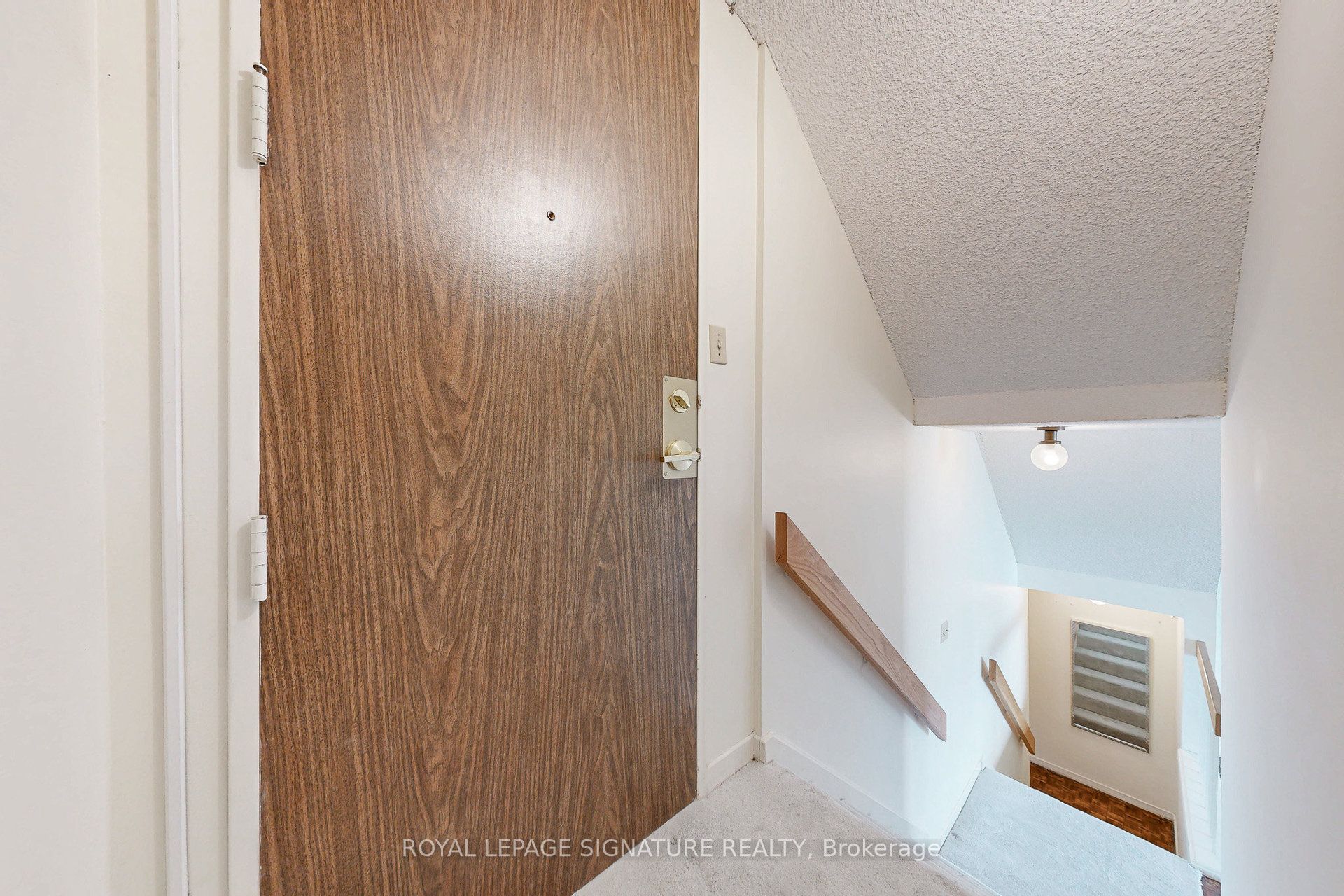 33 Harbour Square 2429