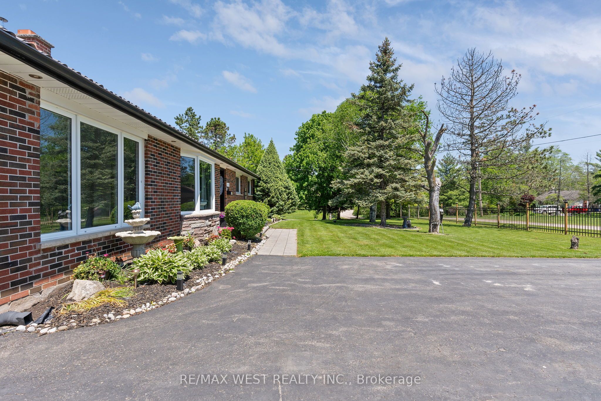 16731 Leslie Hill Road