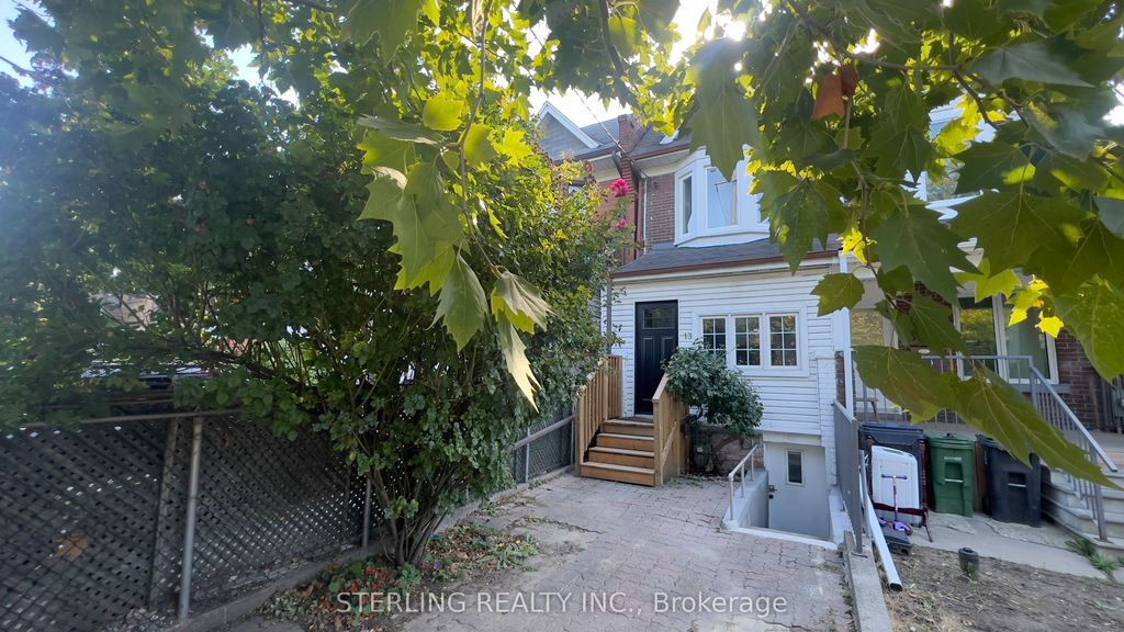 Photo of 13 Auburn Avenue, Toronto, ON M6H 2L6 (MLS # W12396317)
