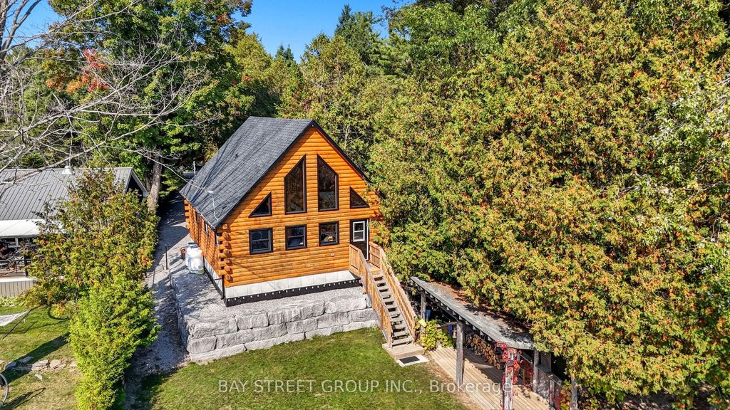 Photo of 50 River Bend Drive, Kawartha Lakes, ON K0M 1C0 (MLS # X12450716)
