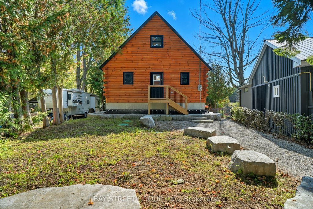 Photo of 50 River Bend Drive, Kawartha Lakes, ON K0M 1C0 (MLS # X12450716)