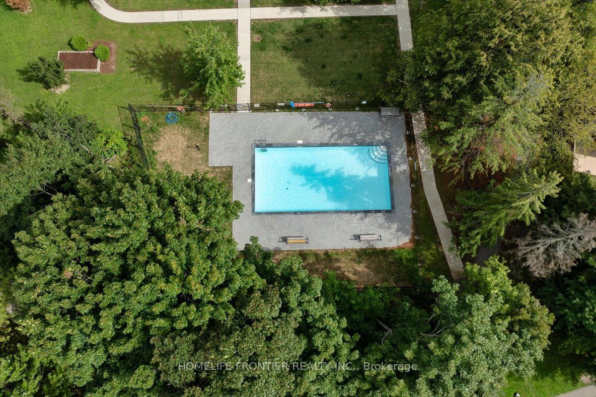 2301 Derry Road W 605