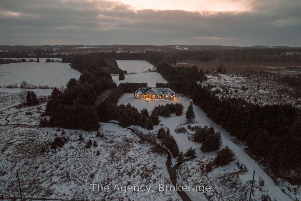 Photo of 634060 Highway 10 Highway, Mono, ON L9W 5P4 (MLS # X12891968)