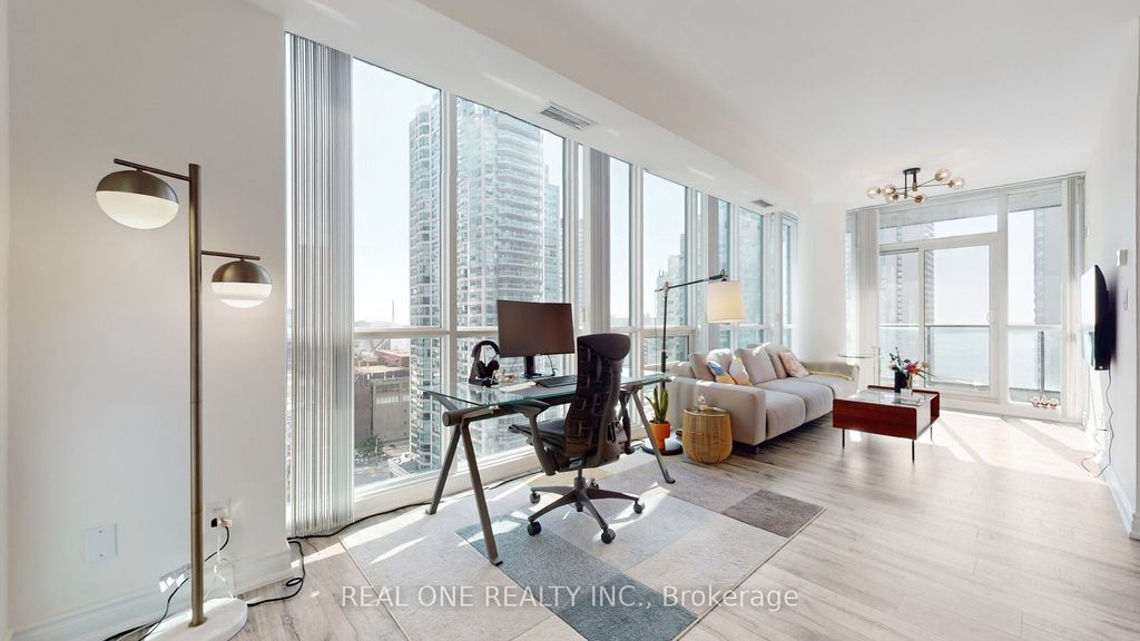 Photo of 33 Bay Street #1708, Toronto, ON M5J 2Z3 (MLS # C12451085)