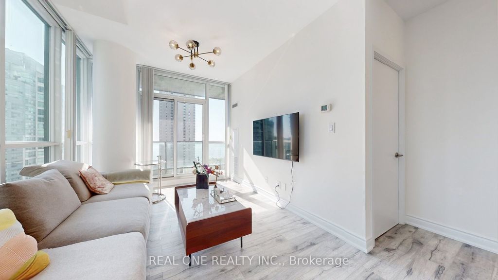 Photo of 33 Bay Street #1708, Toronto, ON M5J 2Z3 (MLS # C12451085)