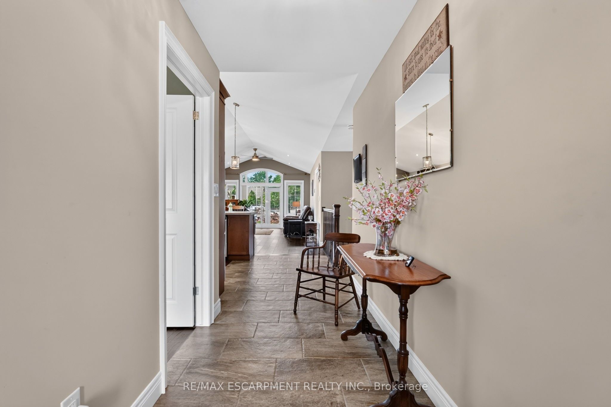 25 Richard Crescent