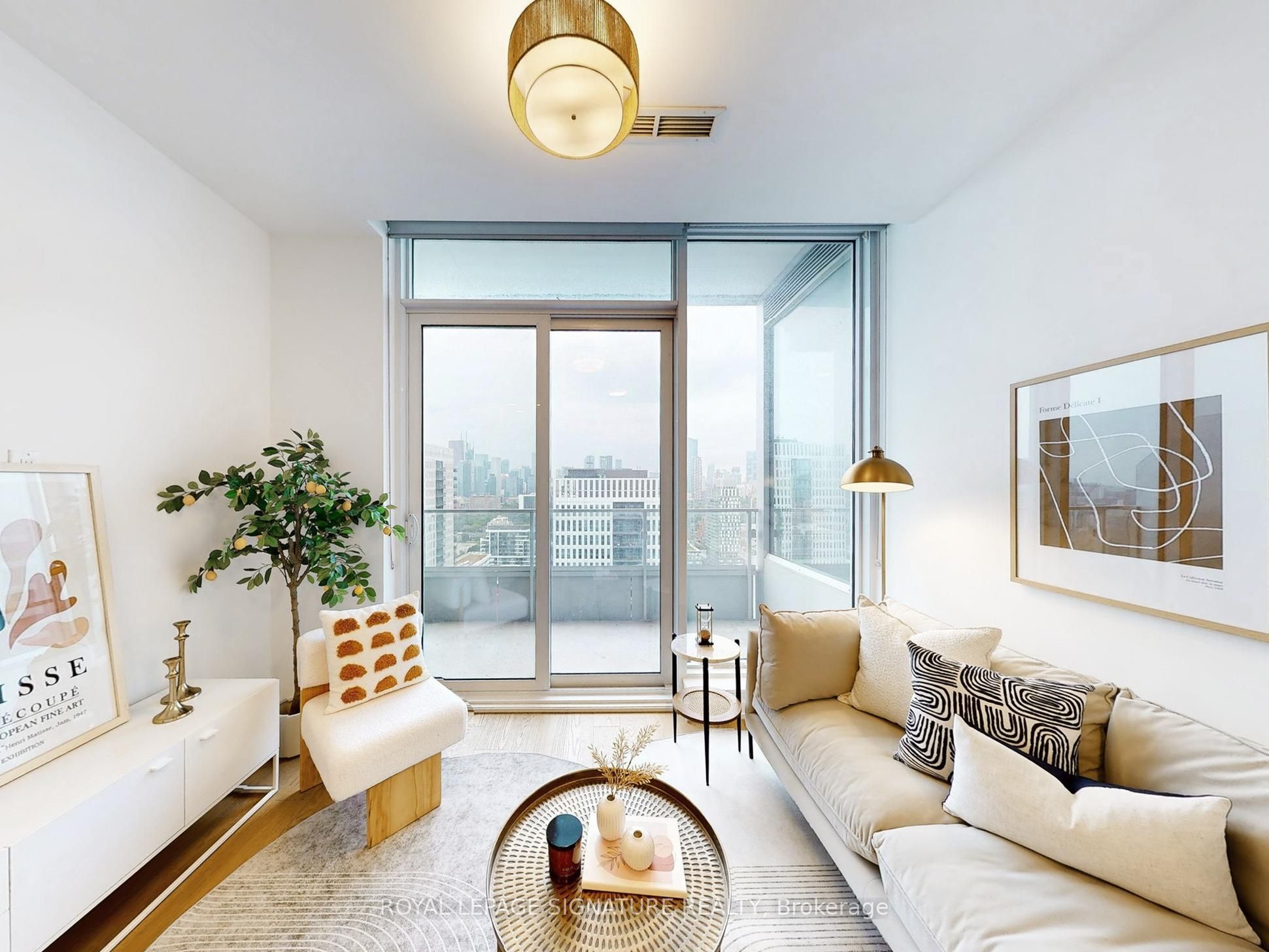 20 Tubman Avenue 2616