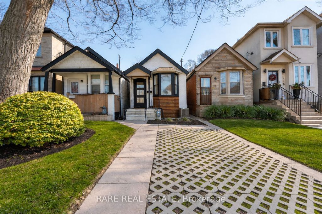 Photo of 283 Chisholm Avenue, Toronto, ON M4C 4W5 (MLS # E13019246)